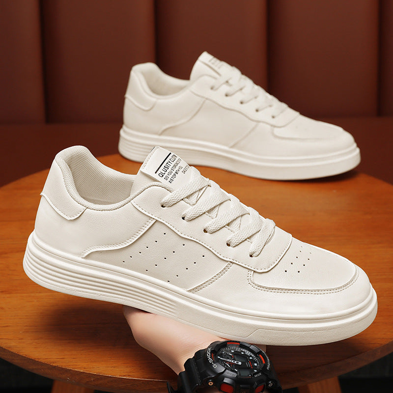 Damen Freizeit Sneakers mit perforiertem Obermaterial und rutschfester Sohle EB
