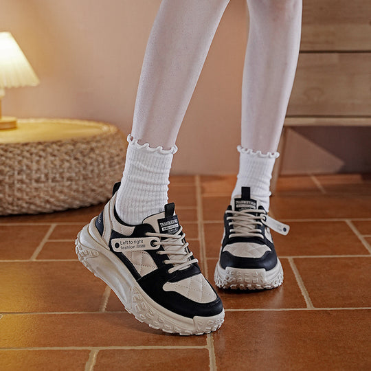 Damen Chunky Sneakers mit modernem Obermaterial und robustem Profil EB