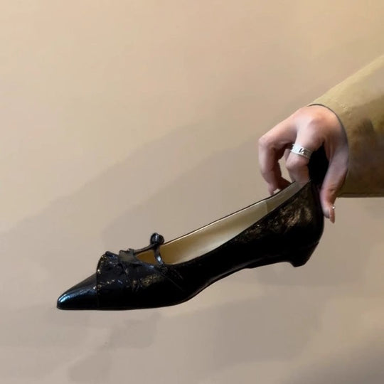 Damen elegante Slingpumps mit verspieltem Rüschen-Design und feinem Riemen EB