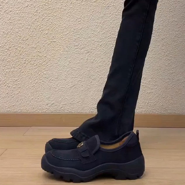 Damen Komfortable Mokassins mit elegantem Blütenakzent EB