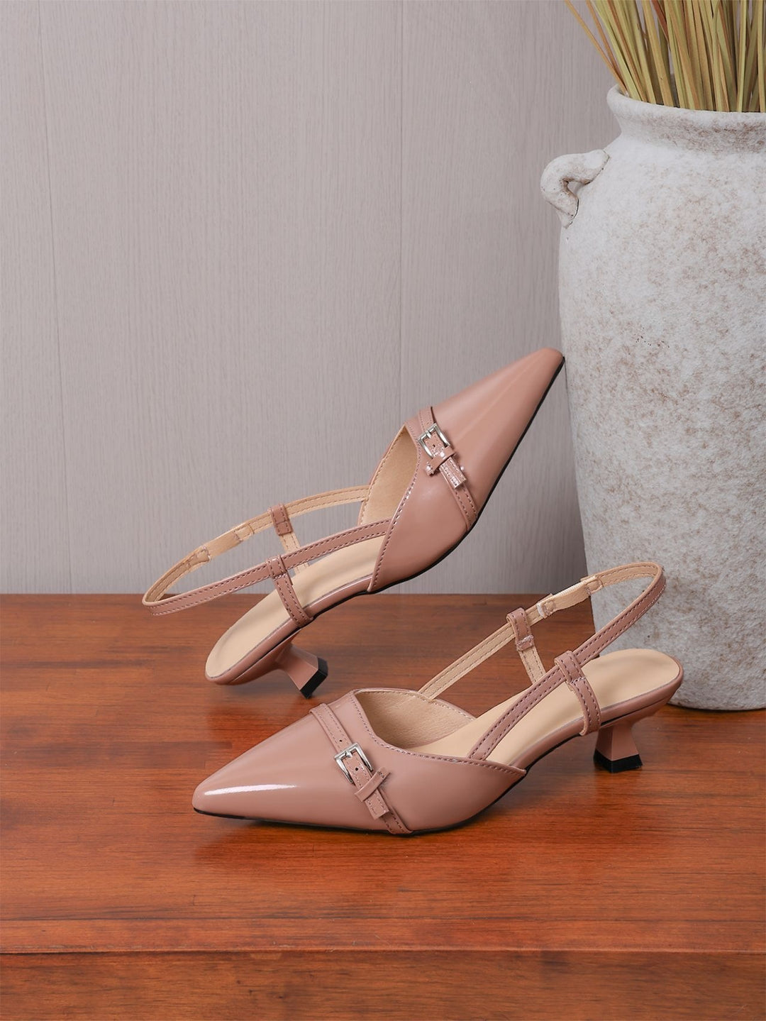 Damen Slingback High-Heel Sandalen mit elegantem Spitzendesign EB