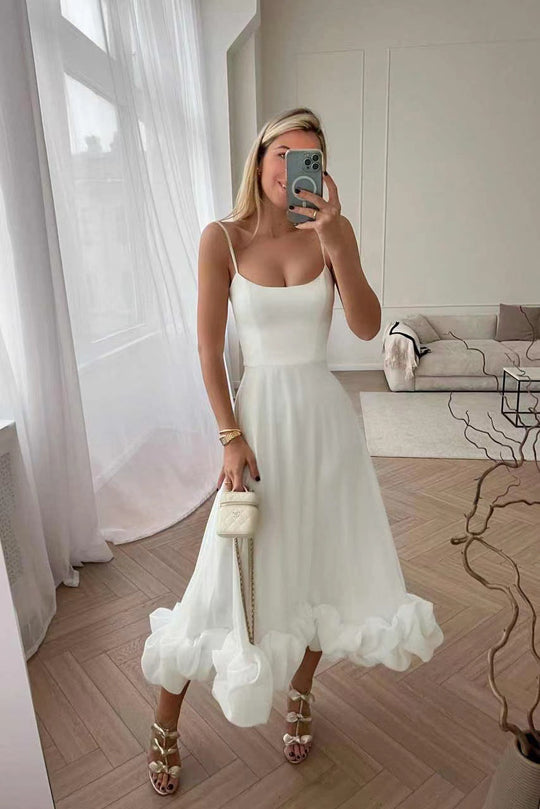 Damen Midi-Kleid mit zarten Spaghetti-Trägern und voluminösem Rüschensaum EB