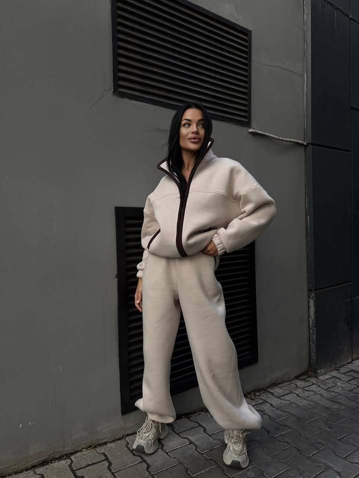 Damen Zweiteiliges Teddyfleece-Lounge-Set mit Stehkragen und weitem Joggerbein EB
