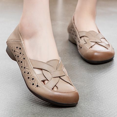 Damen Komfortable Rundbogen-Schuhe mit dekorativem Schnitt EB