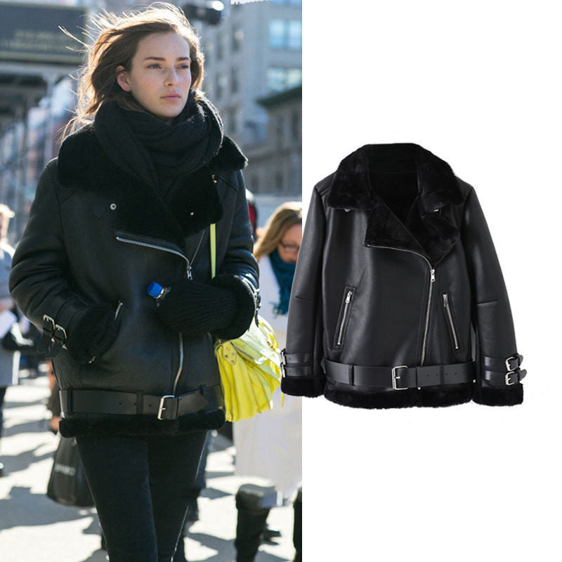 Damen Kunstlederjacke mit abnehmbarem Fellkragen und verstellbarem Gürtel EB