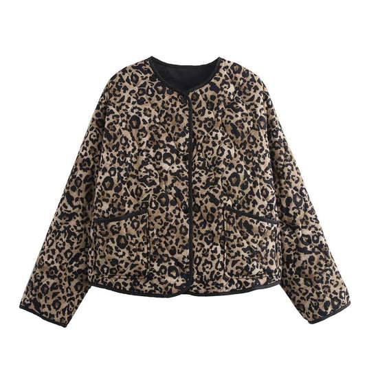 Damen Steppjacke mit modernem Leo-Print und praktischen Taschen EB