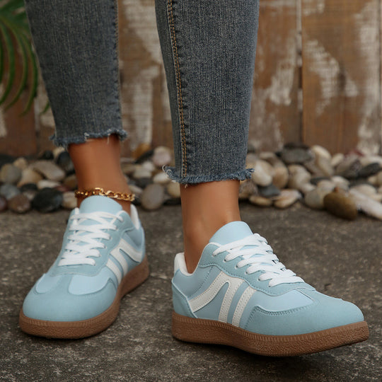 Damen Sportliche Freizeit-Sneaker mit klassischer Silhouette und atmungsaktiver Oberfläche EB