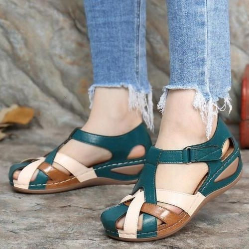 Damen Geschlossene Riemen-Sandalen mit gepolstertem Komfortfußbett und Klettverschluss EB