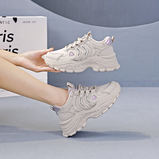 Damen modische Performance Sneaker mit dämpfendem Komfort und trendigem Design EB