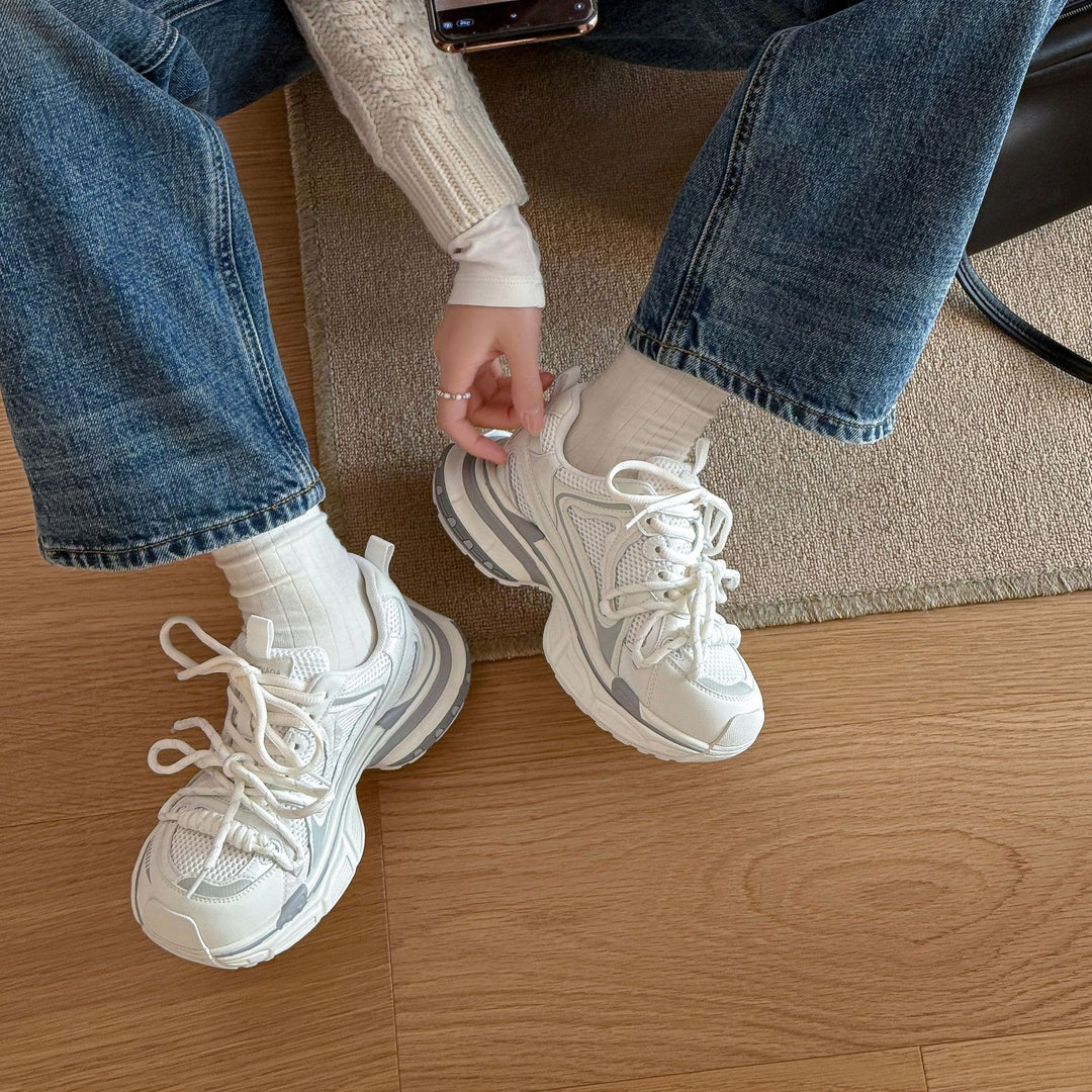 Damen Sportschuhe mit atmungsaktiver Obermaterialstruktur und rutschfester Sohle EB