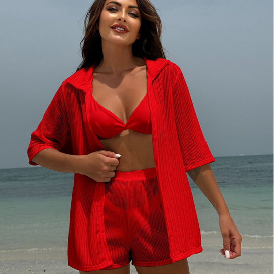 Damen lässiges Strand-Outfit mit offener Robe und Shorts EB