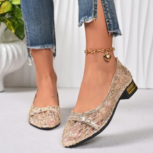 Damen Ballerina mit funkelnder Spitze und modischem Akzent EB