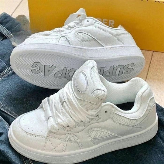 Damen Sneakers mit gepolstertem Einstieg und rutschfester Sohle EB