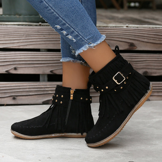 Damen Fransen-Boots aus weichem Wildleder mit dekorativem Riemen EB