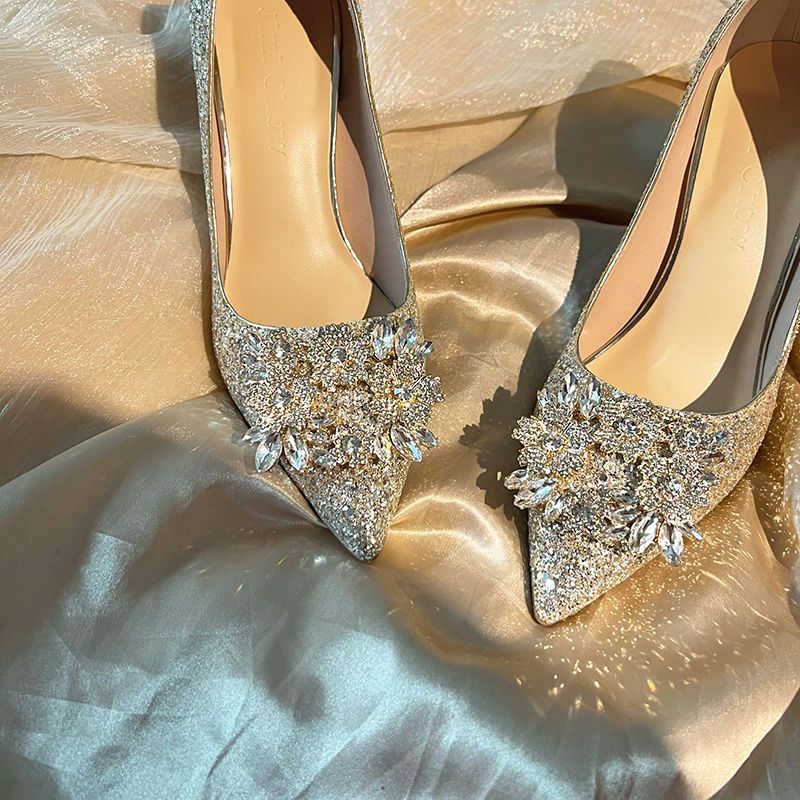 Damen Glänzende Stilettos mit Ziersteinverzierung EB
