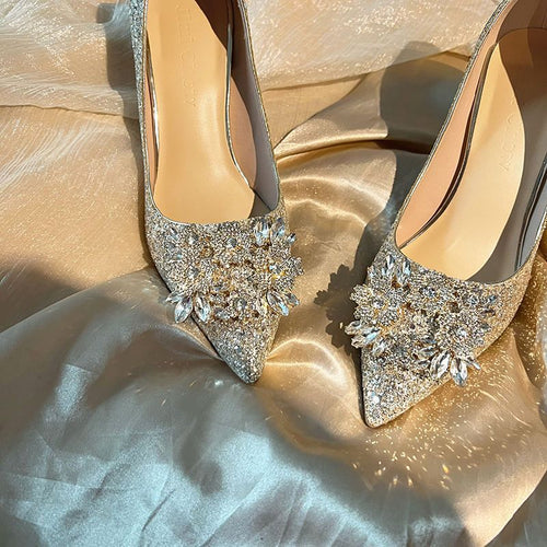 Damen Glänzende Stilettos mit Ziersteinverzierung EB