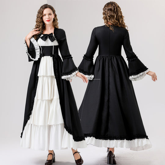 Damen historisches Kleid mit eleganten Rüschen und modernen Akzenten EB