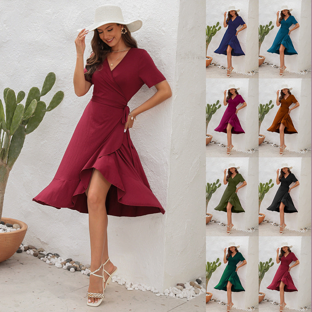 Damen Elegantes Wickelkleid mit schwungvollem Saum und praktischen Seitentaschen EB