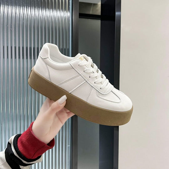 Damen Sneaker mit modischer Plateau-Sohle und hochwertiger Oberflächenverarbeitung EB