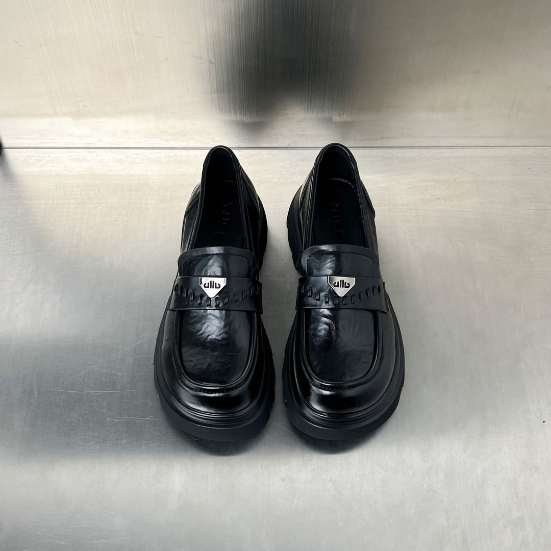 Damen modische Clogs mit klobiger Sohle und glänzender Lederoberfläche EB