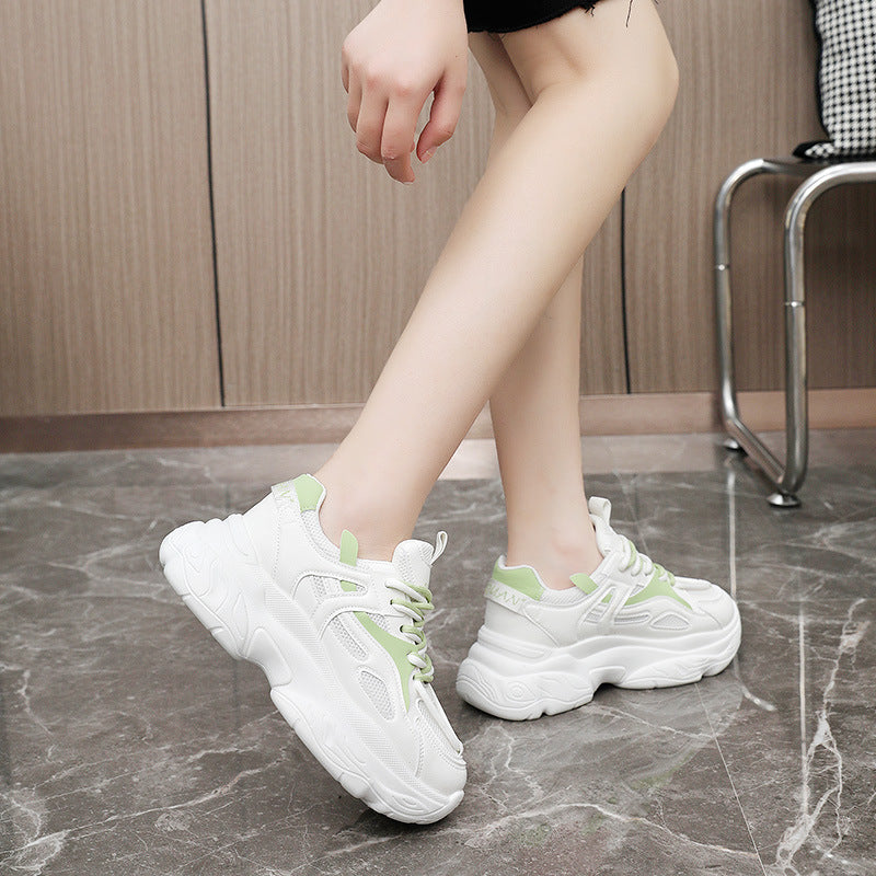 Damen Sportliche Sneakers mit atmungsaktiver Mesh-Oberfläche und stabiler Sohle EB