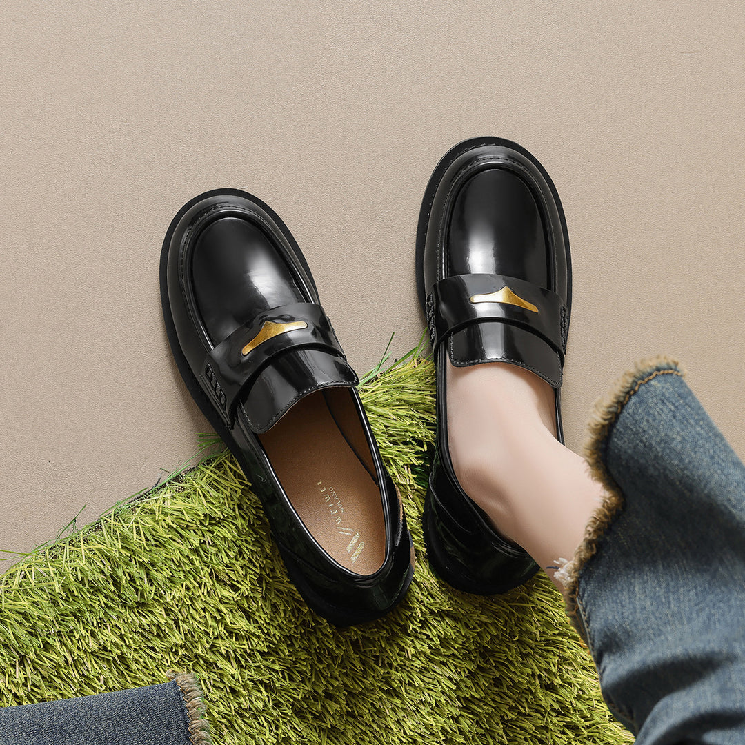 Damen Mokassins mit elegantem Goldakzent EB
