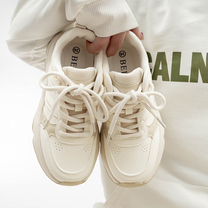 Damen Sportliche Sneakers mit ergonomischem Dämpfungssystem und atmungsaktiver Oberfläche EB