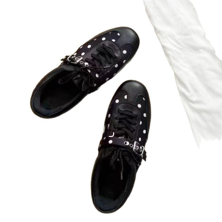 Damen sportive Sneakers mit einzigartigem Punktedesign und stabiler Sohle EB
