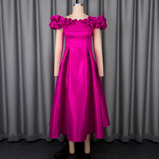 Damen Cocktailkleid mit schulterfreiem Design und voluminösen Rüschendetails EB