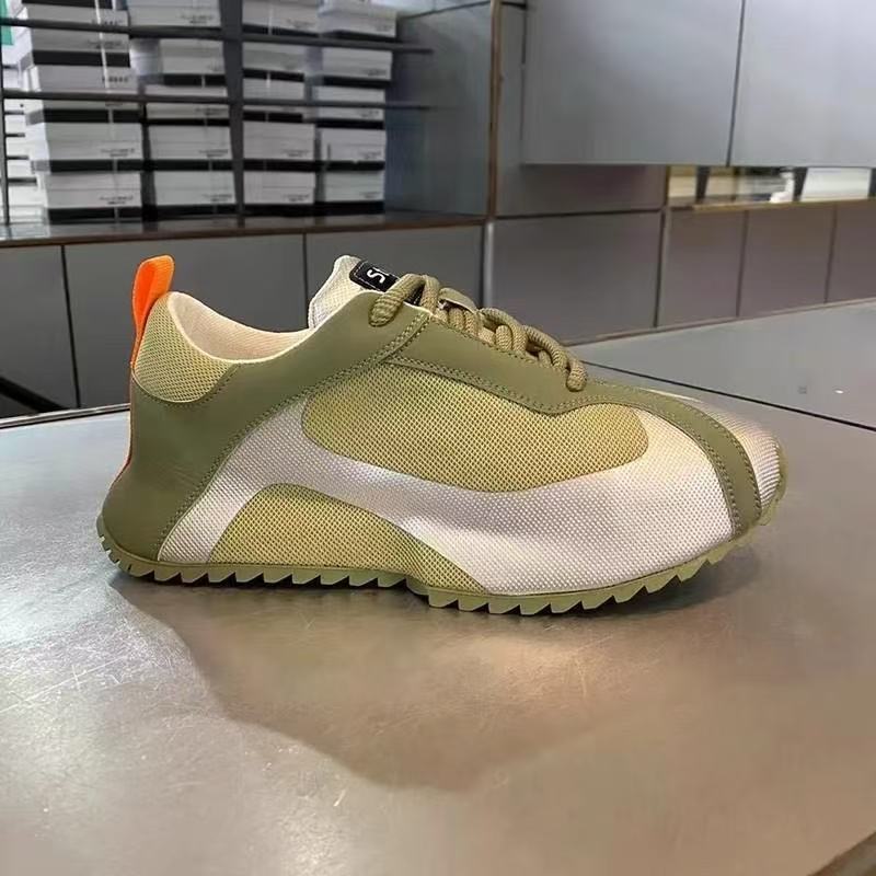 Damen Sportliche Sneaker mit modischer Oberflächengestaltung und griffiger Sohle EB