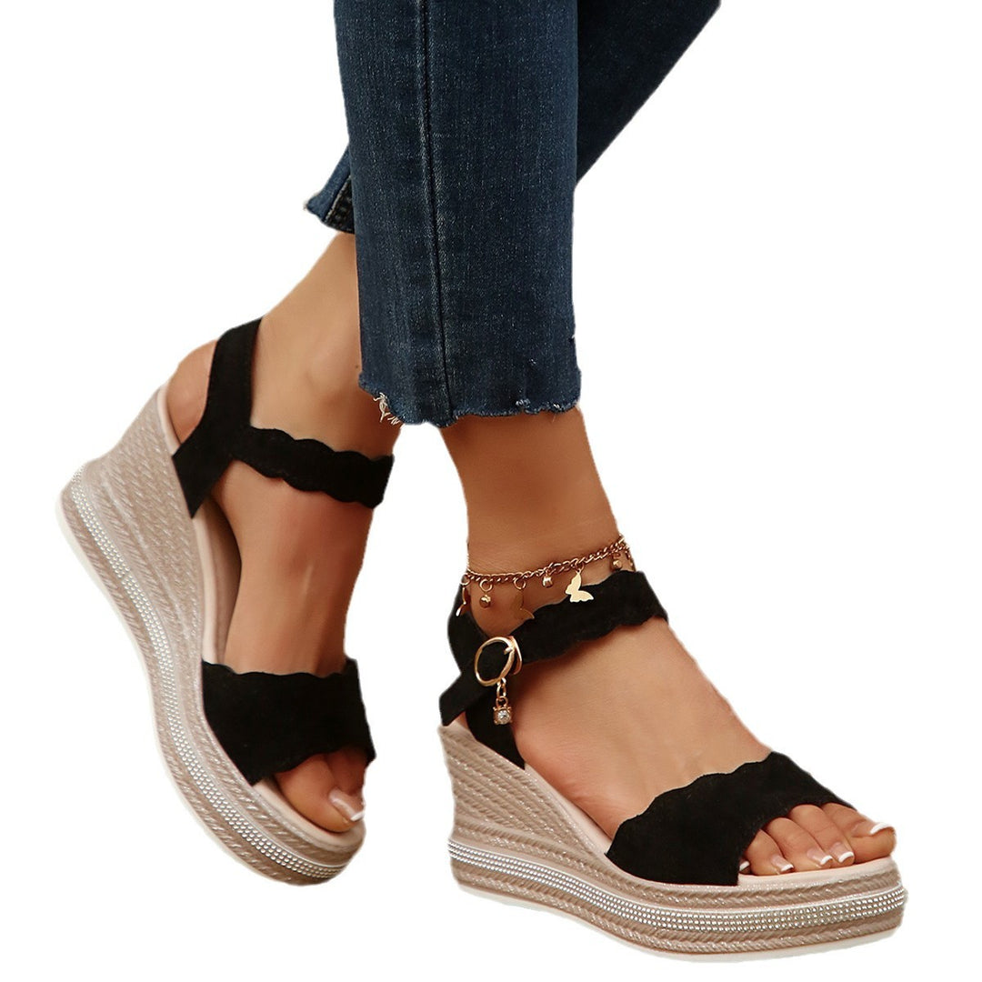 Damen Wedge-Sandaletten mit raffinierten Riemen und trendigem Glitzerschmuck EB