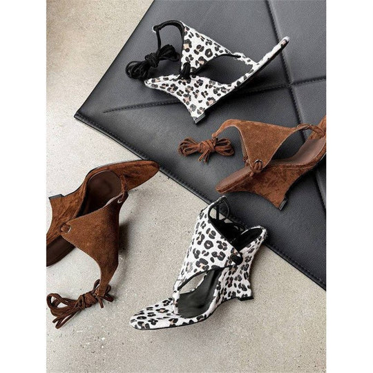 Damen Wedge-Sandalen mit modischem Leopardenprint und Riemchen EB