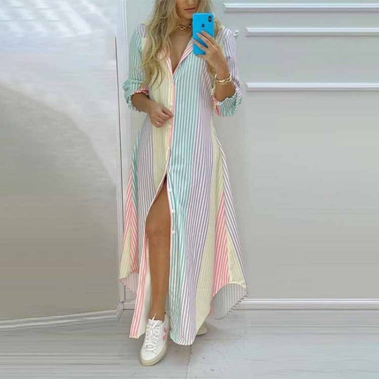 Damen Maxikleid mit Aufdruck im Zeitungslayout und seitlichem Schlitz EB