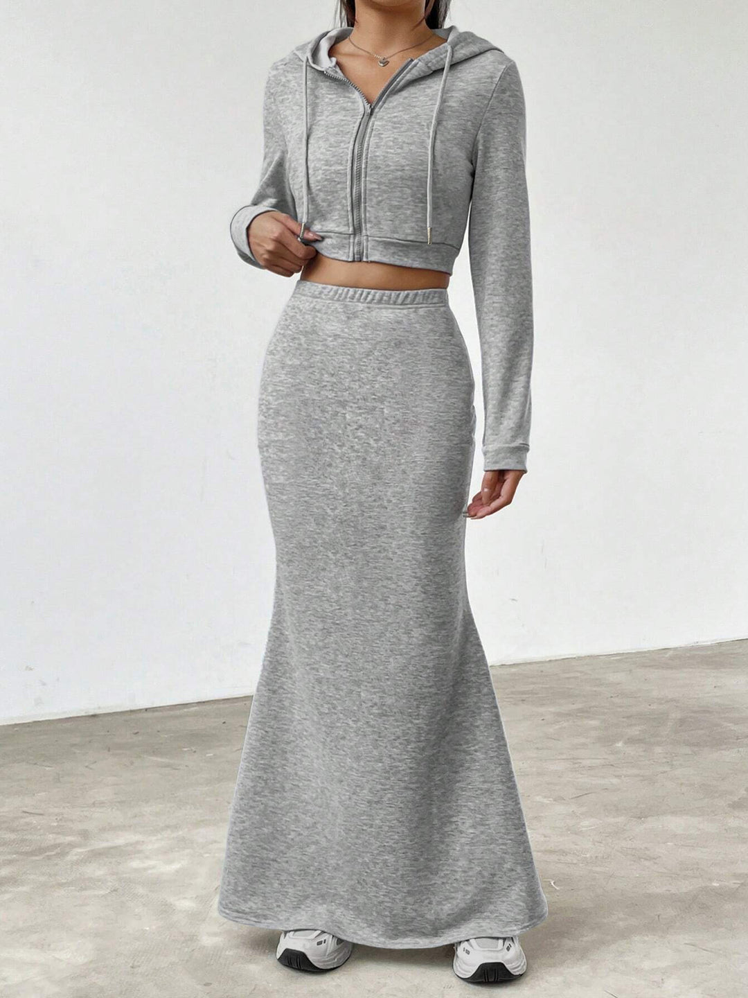Damen lässige Cropped-Jacke mit Maxirock EB