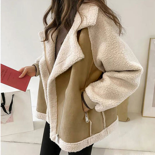 EB | Overgrößed Plüschjacke