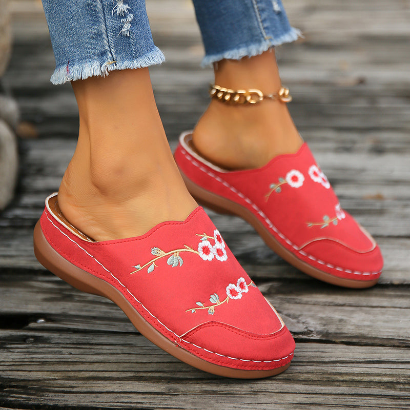 Bestickte Vintage-Blumen Hausschuhe EB