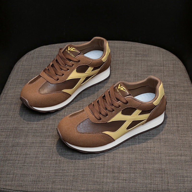 Damen Sportliche Sneakers mit gepolsterter Innensohle und rutschfester Sohle EB