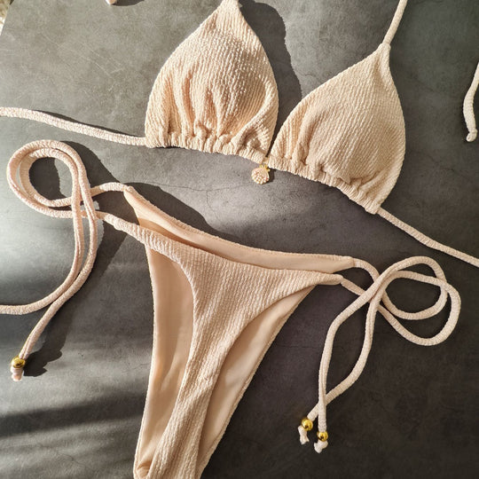 Damen Triangel-Bikini mit raffinierten Details EB