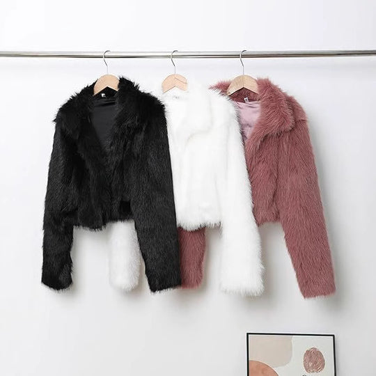 Damen Kurze Kunstpelzjacke mit weichem Fell und eleganter Silhouette EB