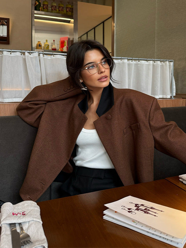 Damen Modische Kurzjacke mit strukturiertem Schnitt und hohen Kragen EB
