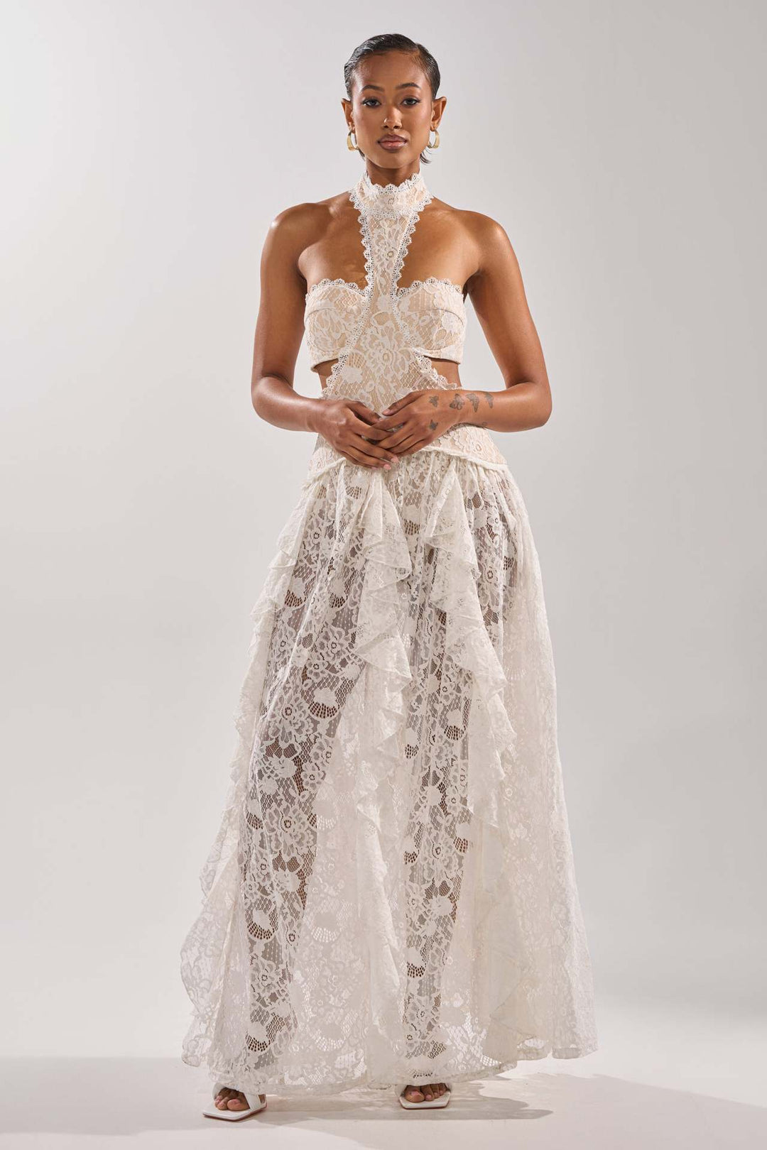 Damen elegante Spitzentraumkleid mit hochgeschlossenem Kragen und fließendem Rock EB