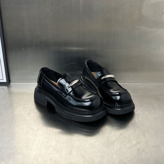 Damen Modische Loafers mit trendiger Schnallenverzierung und stabiler Plateausohle EB