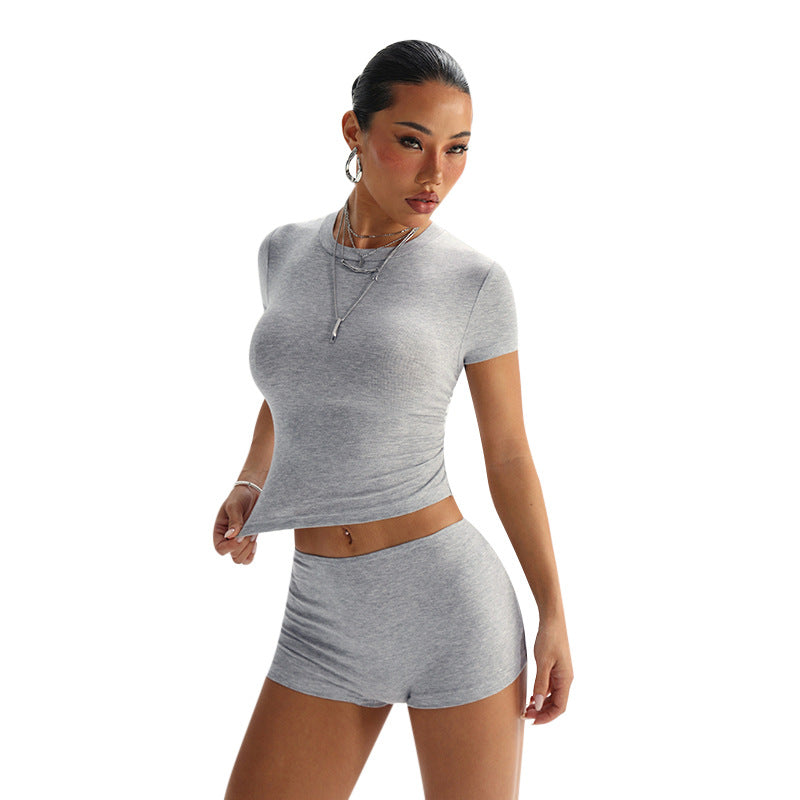 Damen Set aus figurbetontem T-Shirt und Shorts EB