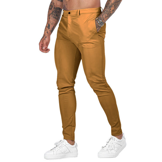 Herren nan Slim-Fit Stretch-Chino mit schmal zulaufendem Bein und dezenten Eingrifftaschen EB