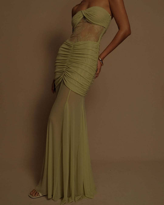 Damen Glamouröses Abendkleid mit Raffungen und Spitze EB