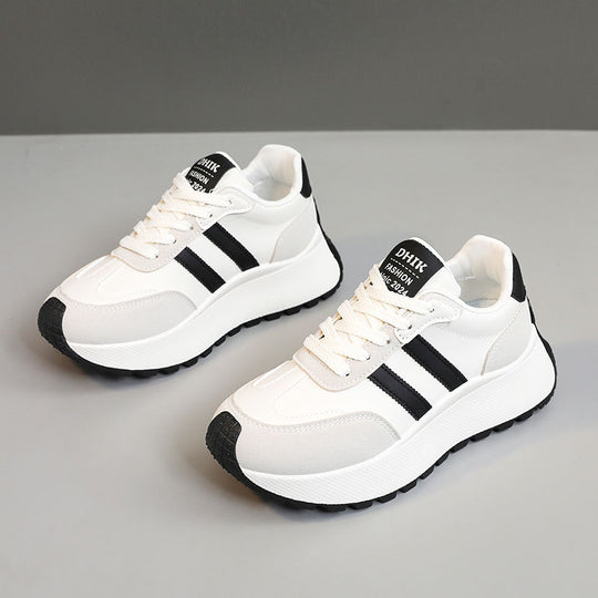 Damen Sportliche Sneaker mit modernem Profil und rutschfester Laufsohle EB