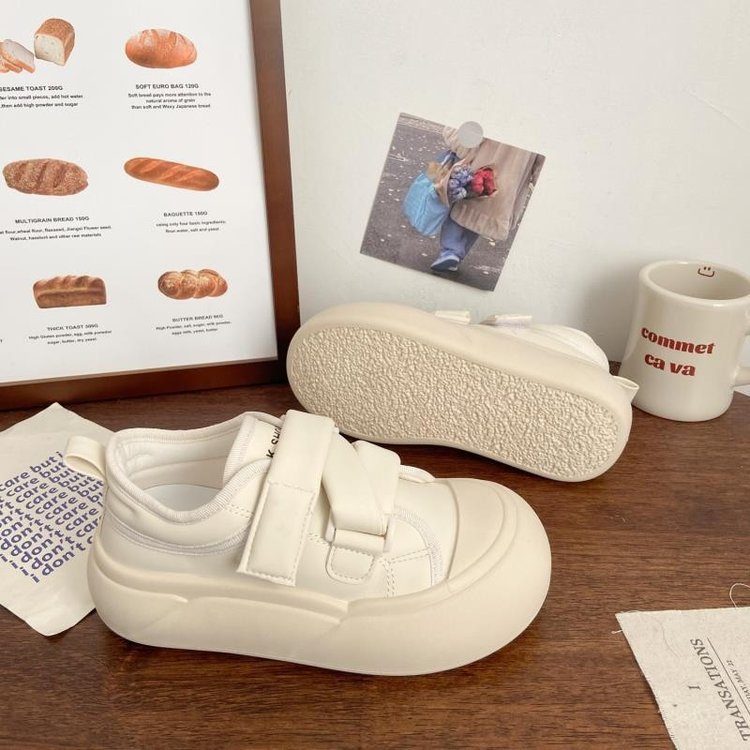 Damen Sneaker mit verstellbarem Klettverschluss und dämpfender Sohle EB