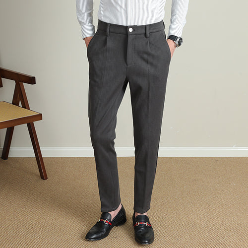 Herren Moderne Business-Hose mit eleganter Nadelstreifenoptik EB