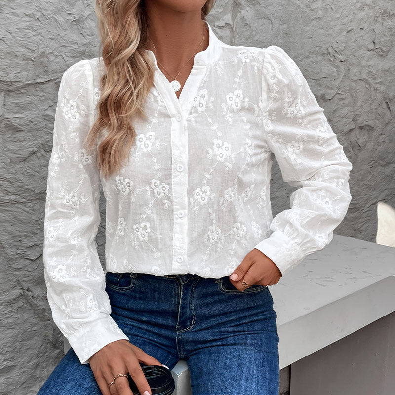 Damen Bluse mit feiner Stickerei EB
