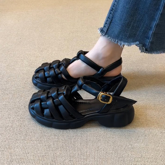 Damen Komfortable Badesandalen im stilvollen Flecht-Design EB